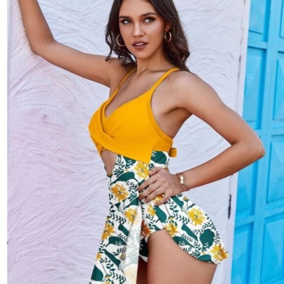 Womens 2XL Floral Print Backless Swimdress Tummy Control Beach Pool Sexy - Picture 3 of 11